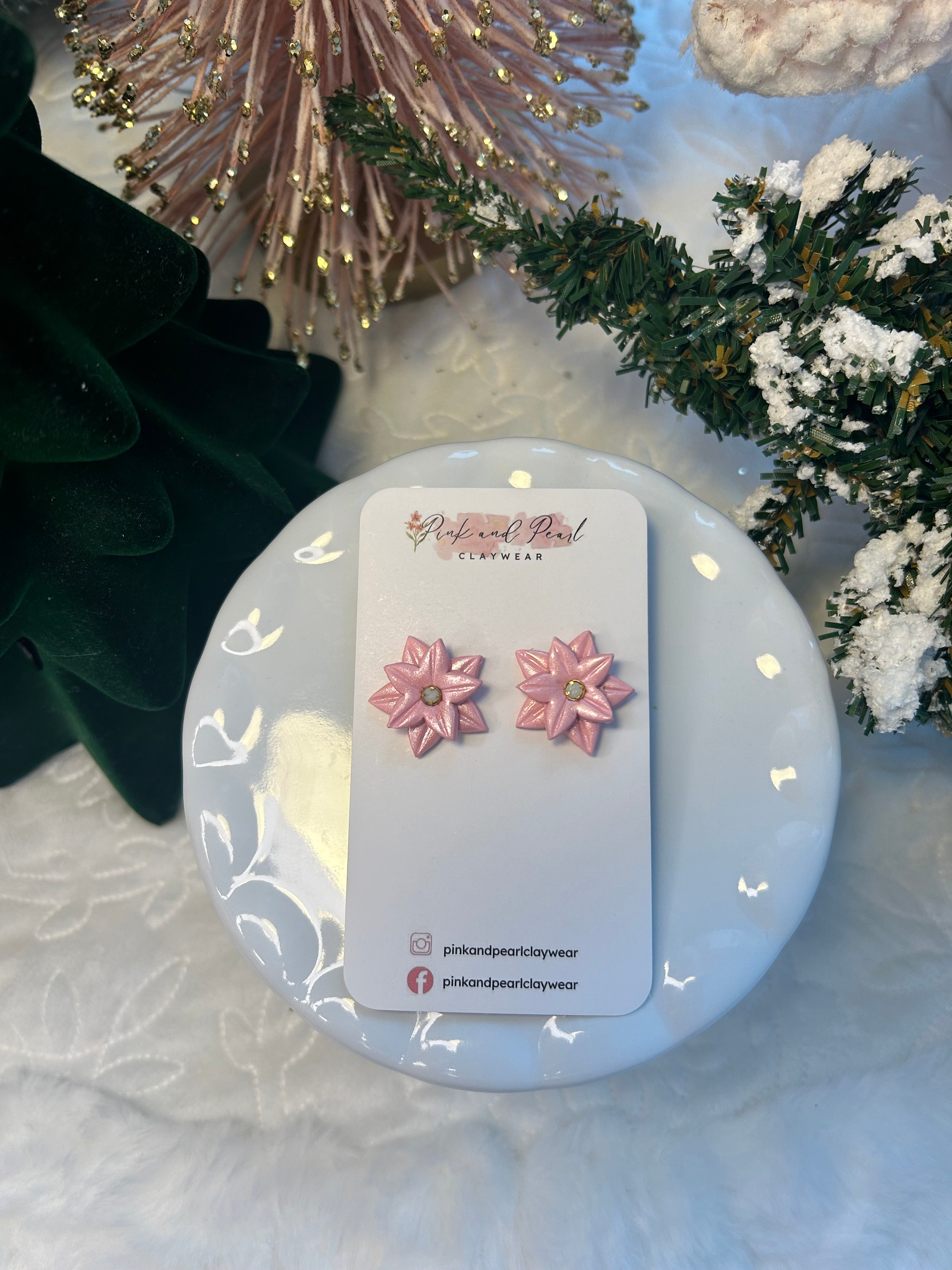 Pink poinsettia stud