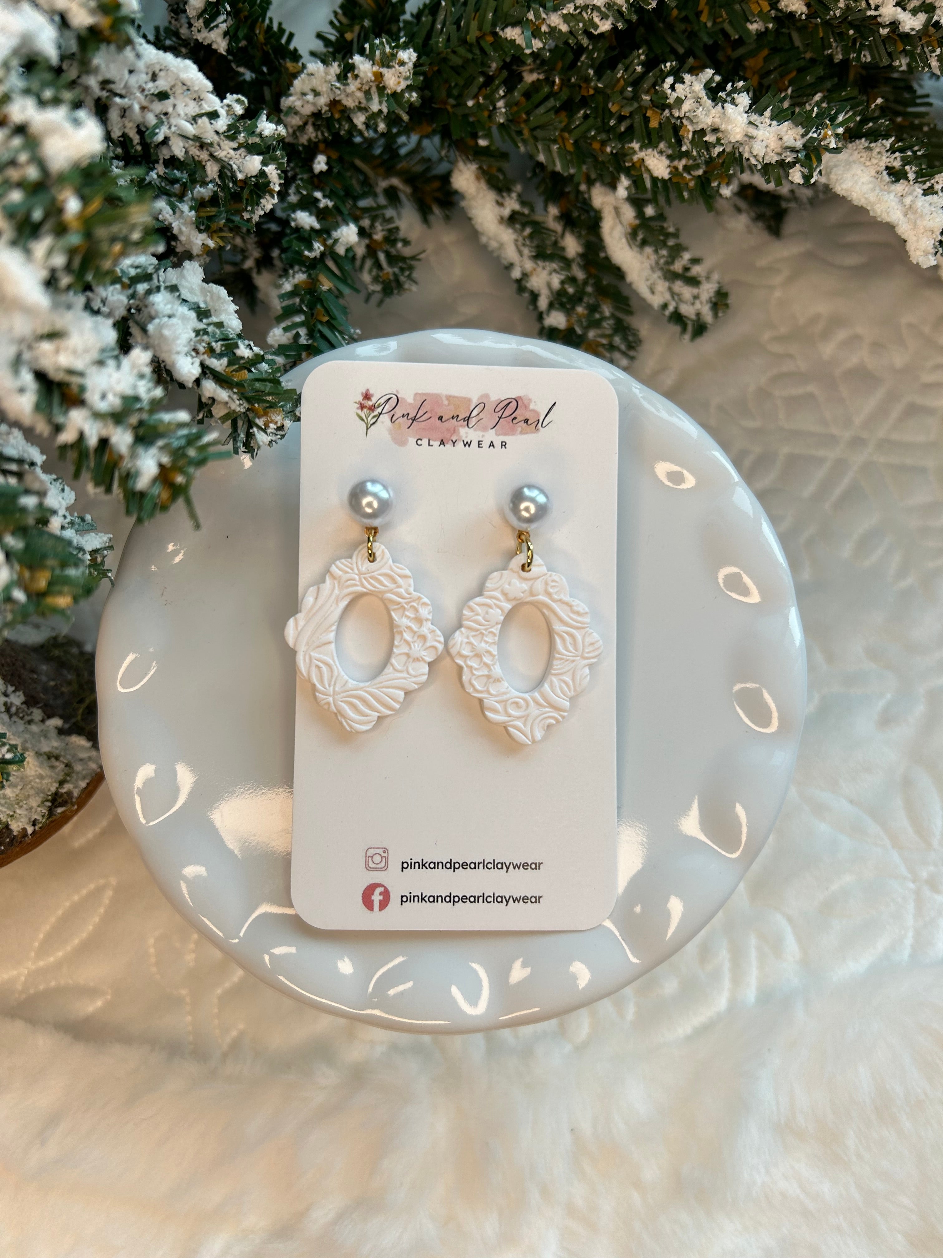 Winter wonderland dangles